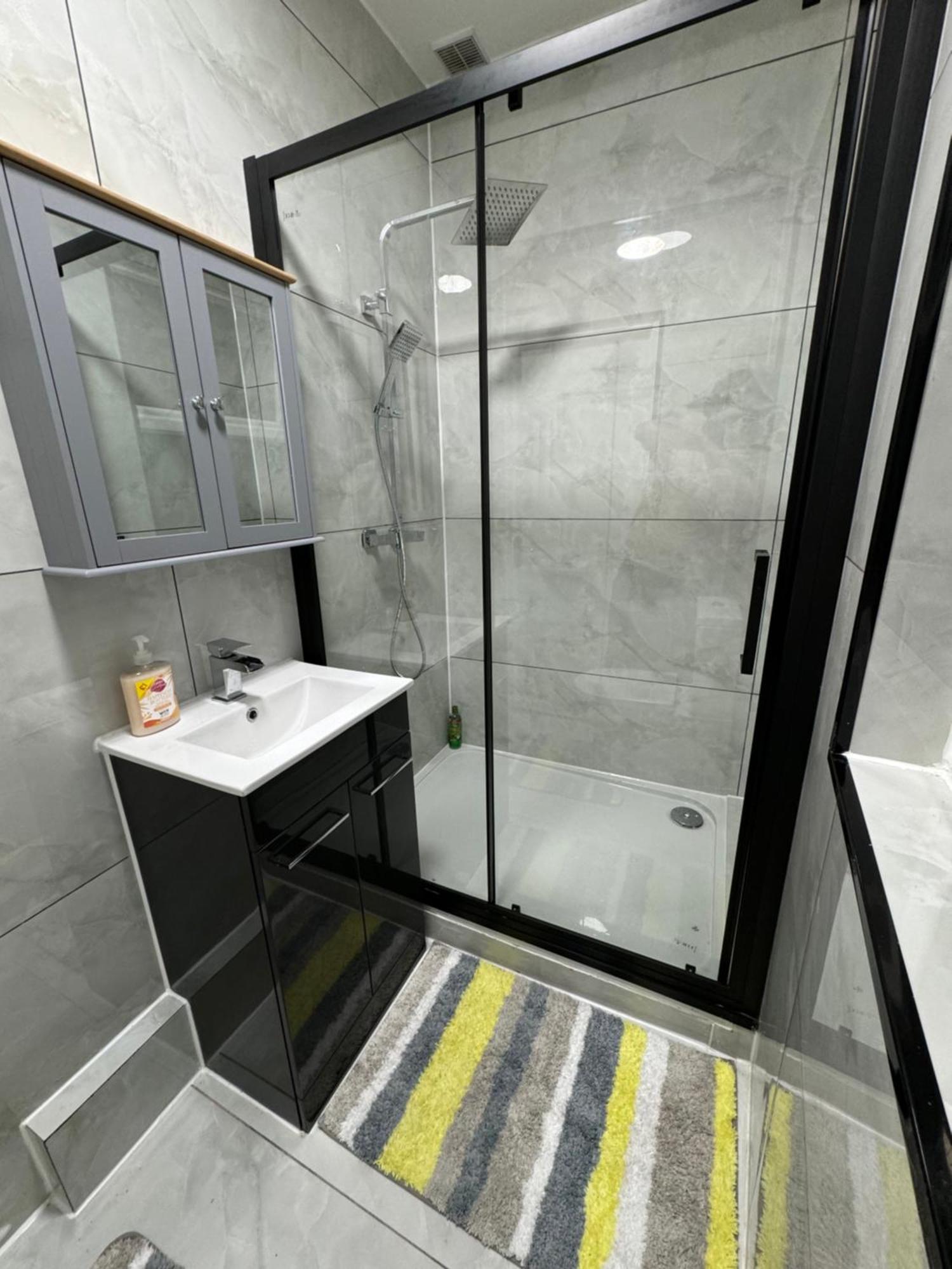 Apartamento Seven Sisters Hideaway Londres Exterior foto